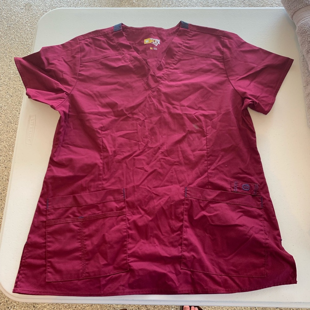Wonder flex scrub tops